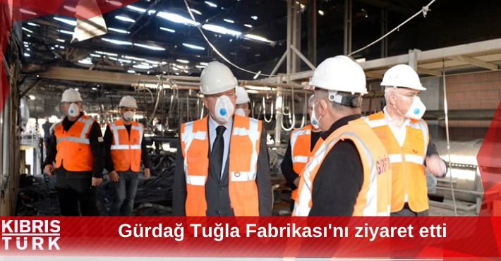 Cumhurbaşkanı Tatar, yangında hasar gören Gürdağ Tuğla Fabrikası'nı ziyaret etti