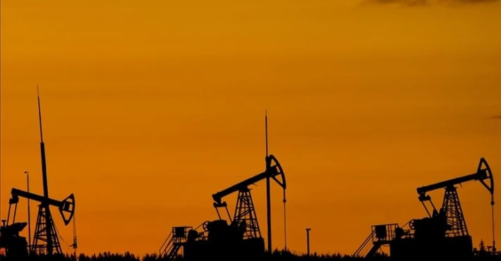Brent petrolün varil fiyatı 90,51 dolar