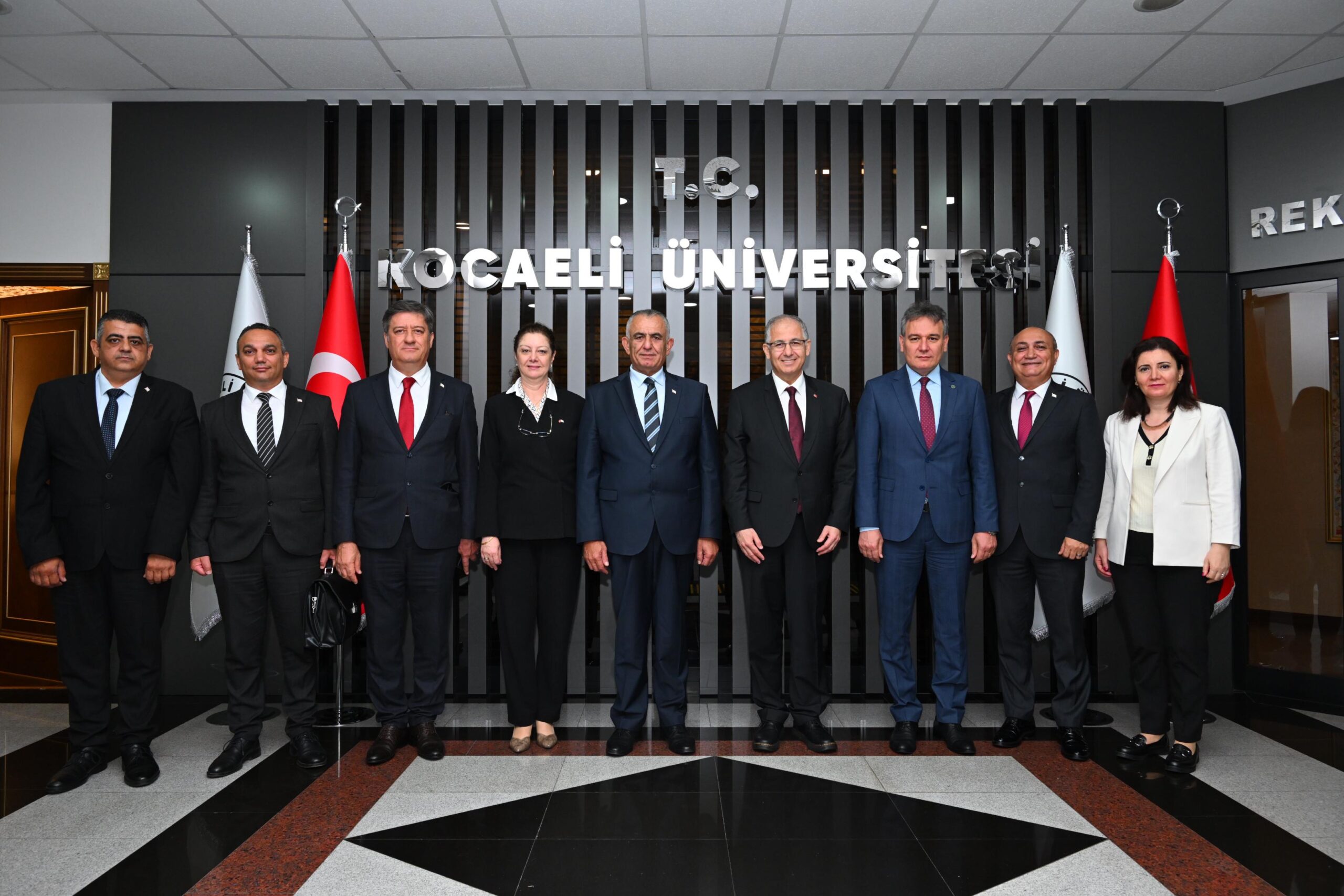 Milli Eğitim Bakanı Çavuşoğlu, Kocaeli Üniversitesi’ni ziyaret etti – BRTK