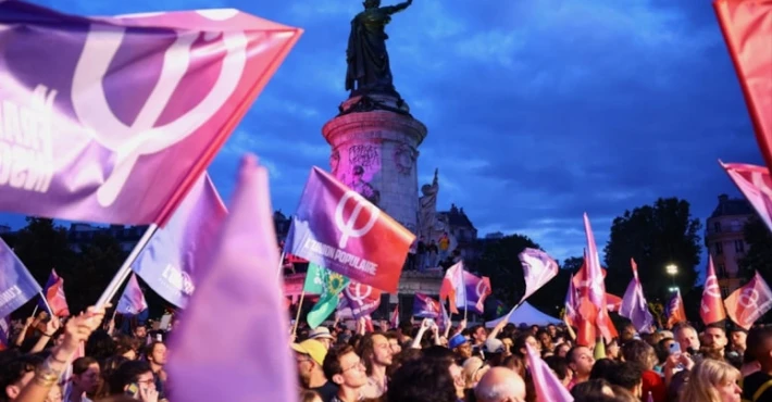 Paris’te aşırı sağın erken seçimlerin ilk turundan çıkması protesto edildi