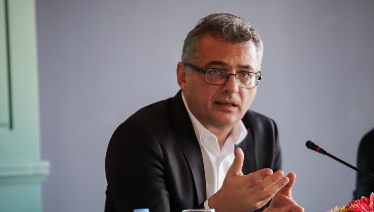 Erhürman katıldığı programda soruları yanıtladı