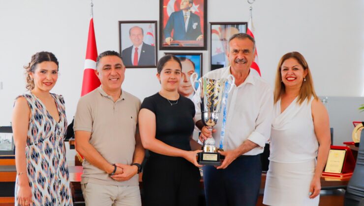 Avrupa Bilardo Şampiyonu Ghaffari Uluçay’ı ziyaret etti