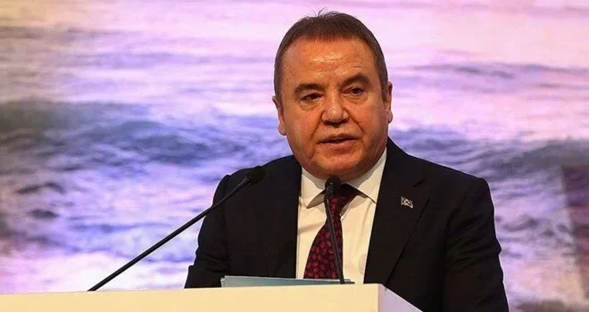 Antalya Büyükşehir Belediye Başkanı Muhittin Böcek görevden uzaklaştırıldı
