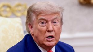 ABD Başkanı Trump: Husiler yanlış işler yapıyorlar hem de çok yanlış